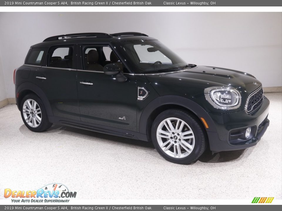 Front 3/4 View of 2019 Mini Countryman Cooper S All4 Photo #1