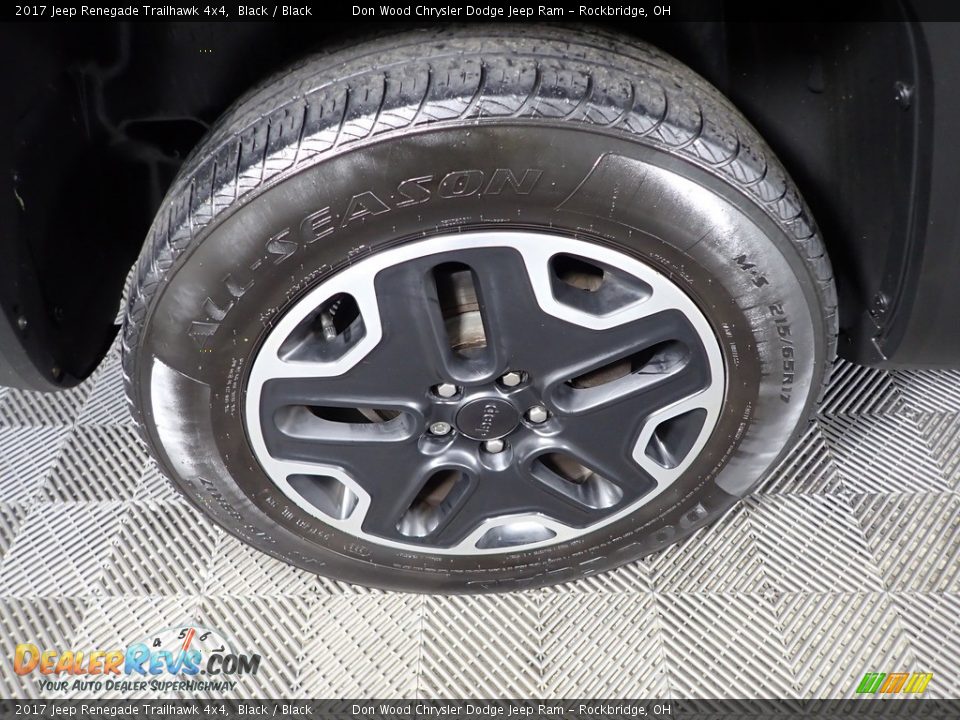 2017 Jeep Renegade Trailhawk 4x4 Black / Black Photo #30
