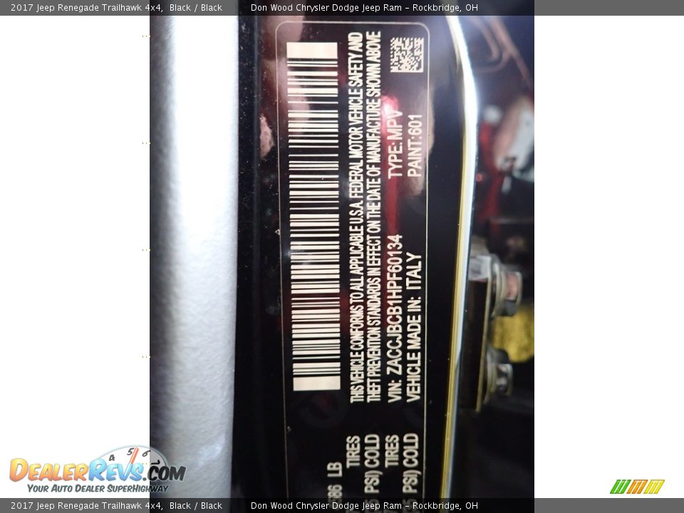 2017 Jeep Renegade Trailhawk 4x4 Black / Black Photo #32