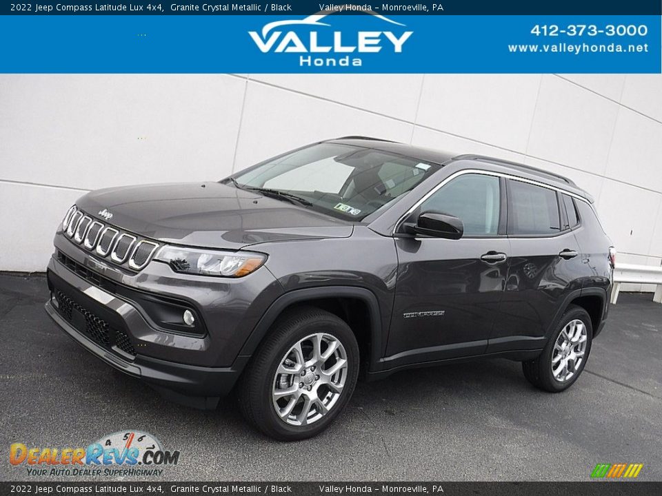 2022 Jeep Compass Latitude Lux 4x4 Granite Crystal Metallic / Black Photo #1