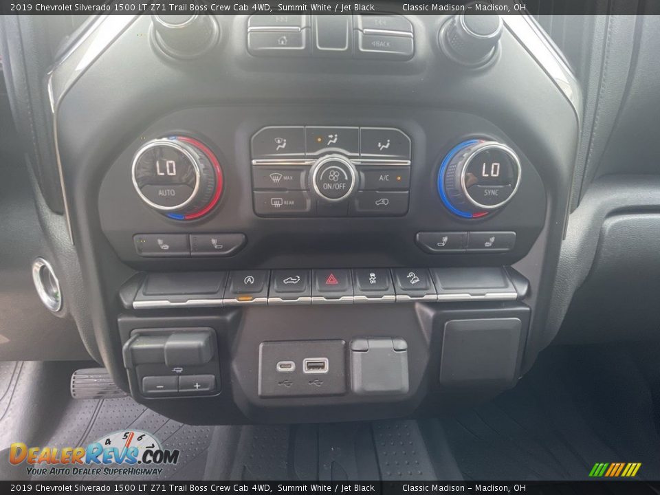 2019 Chevrolet Silverado 1500 LT Z71 Trail Boss Crew Cab 4WD Summit White / Jet Black Photo #13