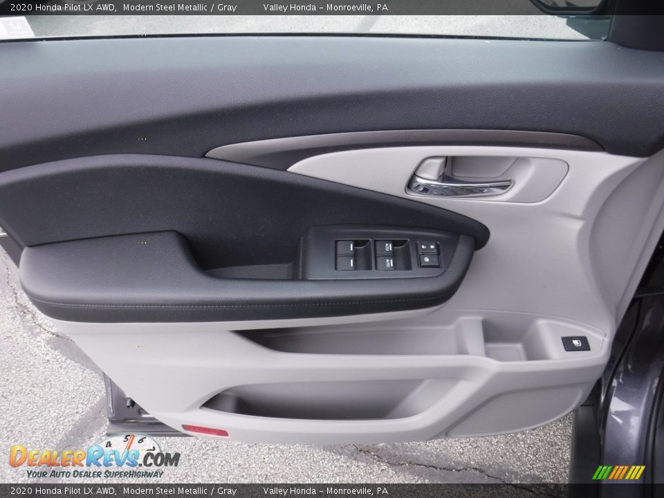 2020 Honda Pilot LX AWD Modern Steel Metallic / Gray Photo #10