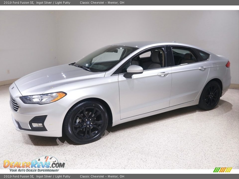 2019 Ford Fusion SE Ingot Silver / Light Putty Photo #3