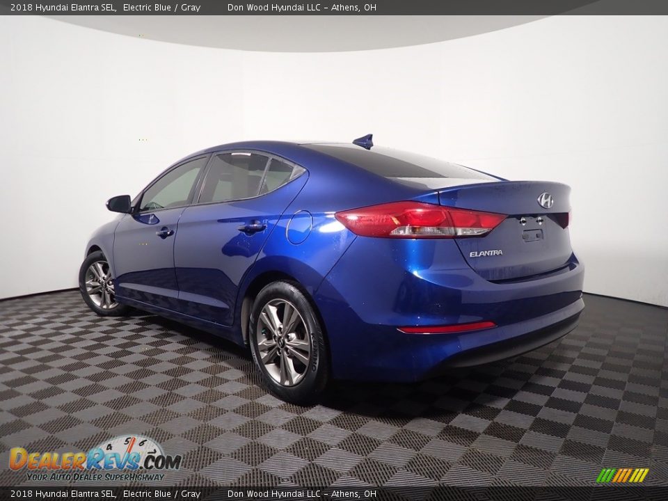 2018 Hyundai Elantra SEL Electric Blue / Gray Photo #11
