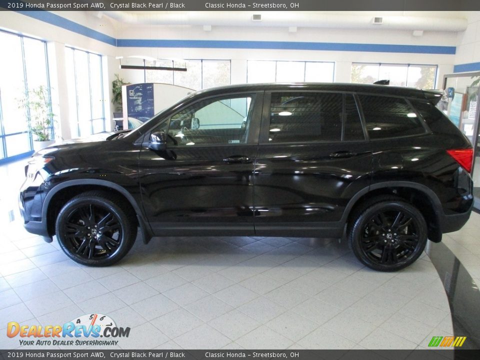 2019 Honda Passport Sport AWD Crystal Black Pearl / Black Photo #10