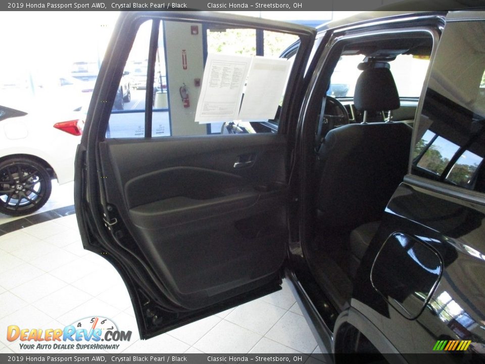 2019 Honda Passport Sport AWD Crystal Black Pearl / Black Photo #22