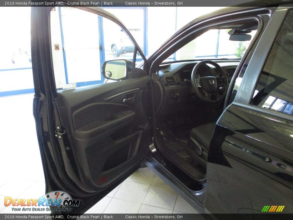 2019 Honda Passport Sport AWD Crystal Black Pearl / Black Photo #25
