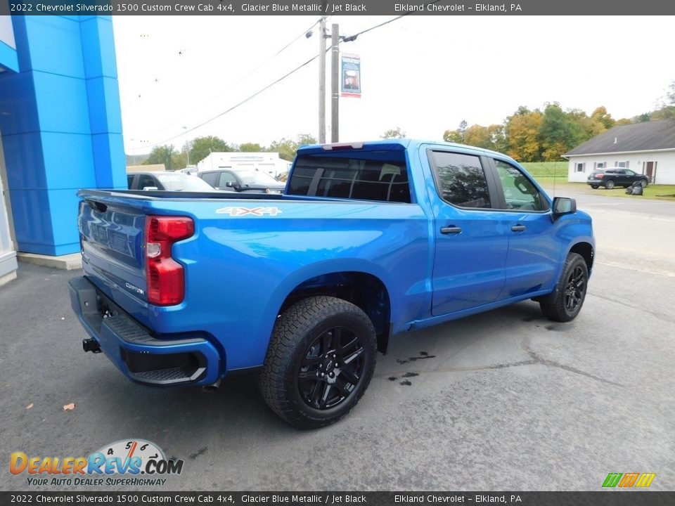 2022 Chevrolet Silverado 1500 Custom Crew Cab 4x4 Glacier Blue Metallic / Jet Black Photo #6