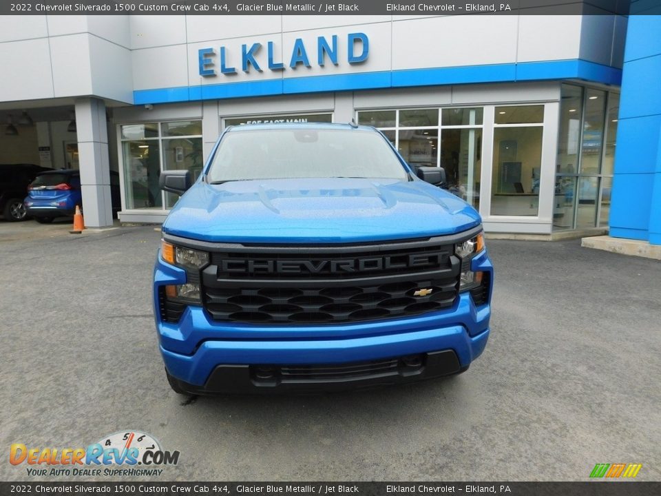 2022 Chevrolet Silverado 1500 Custom Crew Cab 4x4 Glacier Blue Metallic / Jet Black Photo #10