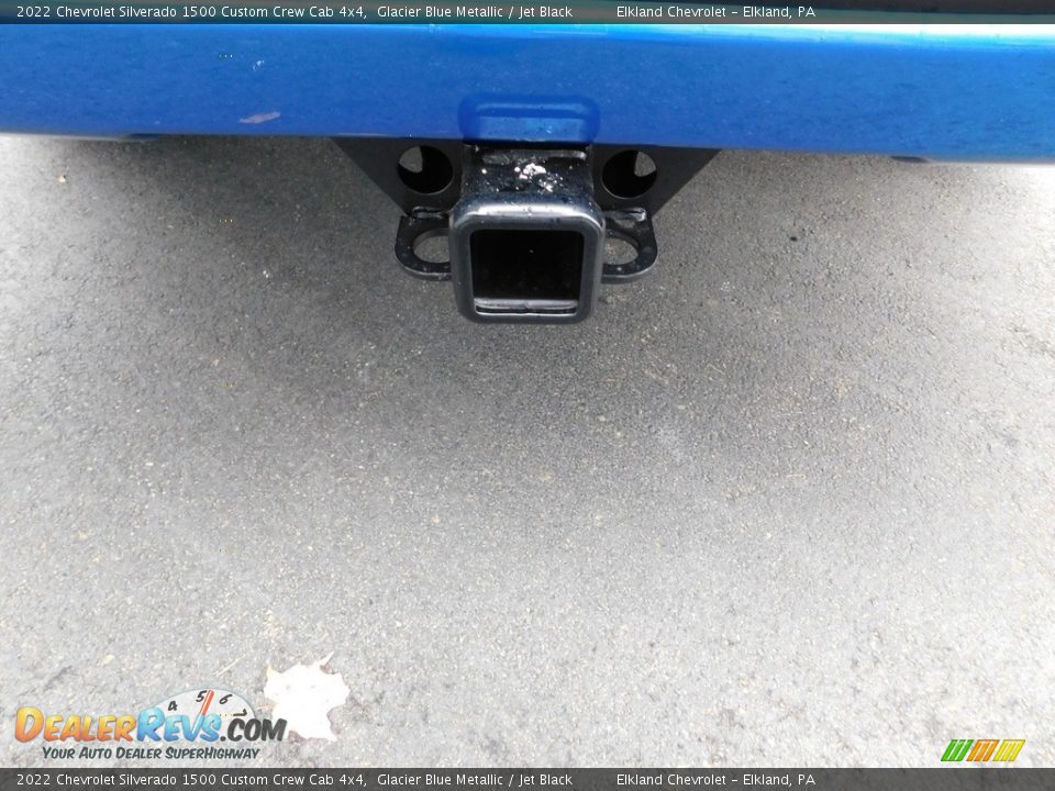 2022 Chevrolet Silverado 1500 Custom Crew Cab 4x4 Glacier Blue Metallic / Jet Black Photo #12