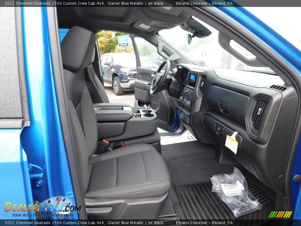 2022 Chevrolet Silverado 1500 Custom Crew Cab 4x4 Glacier Blue Metallic / Jet Black Photo #21