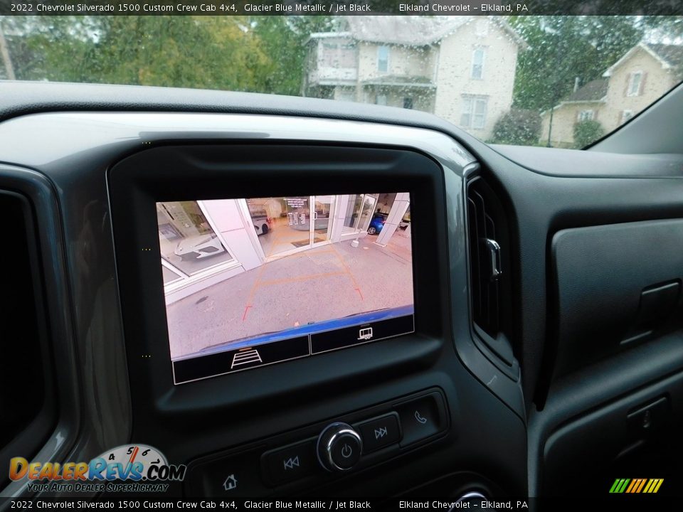 2022 Chevrolet Silverado 1500 Custom Crew Cab 4x4 Glacier Blue Metallic / Jet Black Photo #33