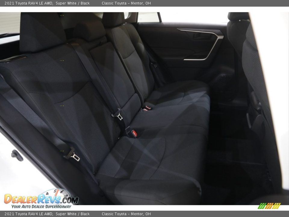 2021 Toyota RAV4 LE AWD Super White / Black Photo #15