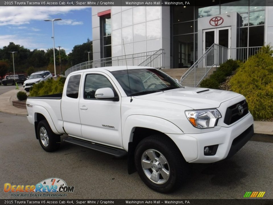 2015 Toyota Tacoma V6 Access Cab 4x4 Super White / Graphite Photo #1