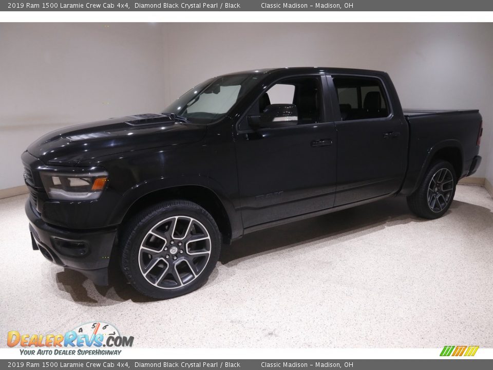 2019 Ram 1500 Laramie Crew Cab 4x4 Diamond Black Crystal Pearl / Black Photo #3