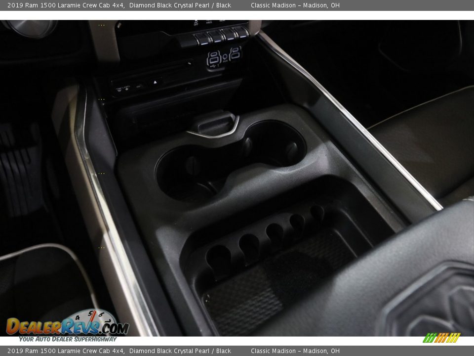 2019 Ram 1500 Laramie Crew Cab 4x4 Diamond Black Crystal Pearl / Black Photo #15