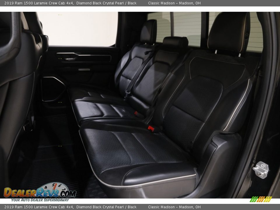 2019 Ram 1500 Laramie Crew Cab 4x4 Diamond Black Crystal Pearl / Black Photo #19
