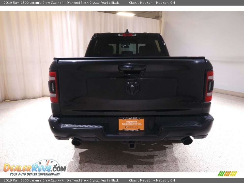 2019 Ram 1500 Laramie Crew Cab 4x4 Diamond Black Crystal Pearl / Black Photo #20