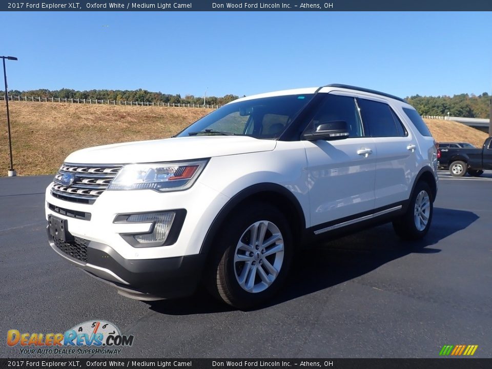 2017 Ford Explorer XLT Oxford White / Medium Light Camel Photo #6