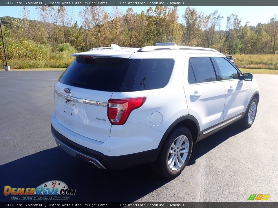 2017 Ford Explorer XLT Oxford White / Medium Light Camel Photo #10