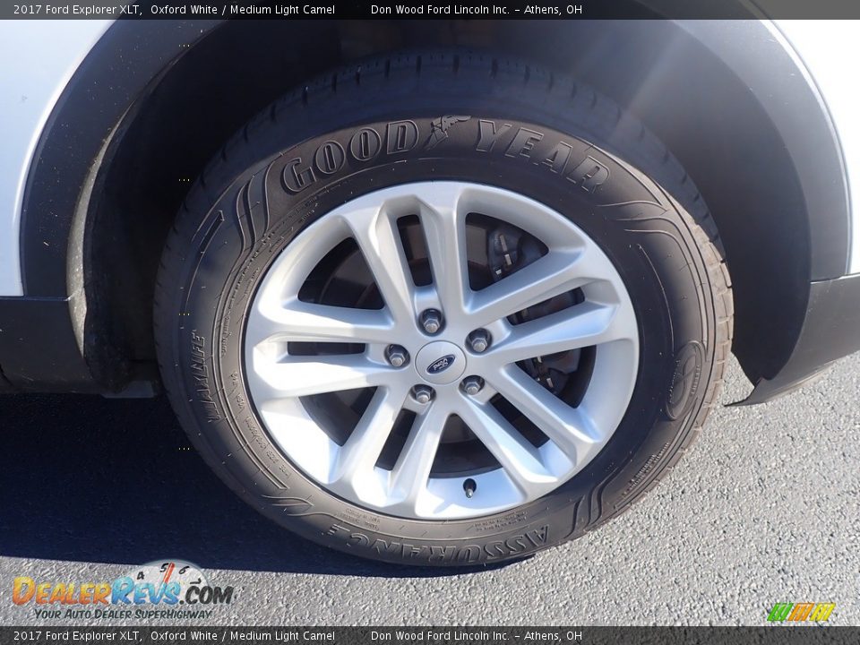 2017 Ford Explorer XLT Oxford White / Medium Light Camel Photo #12
