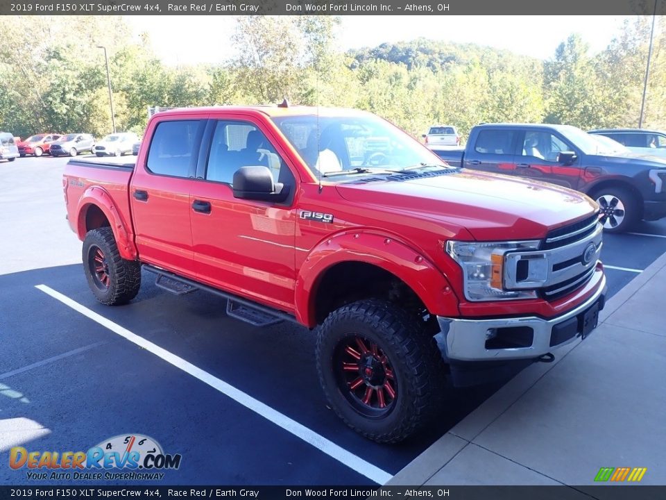 2019 Ford F150 XLT SuperCrew 4x4 Race Red / Earth Gray Photo #2