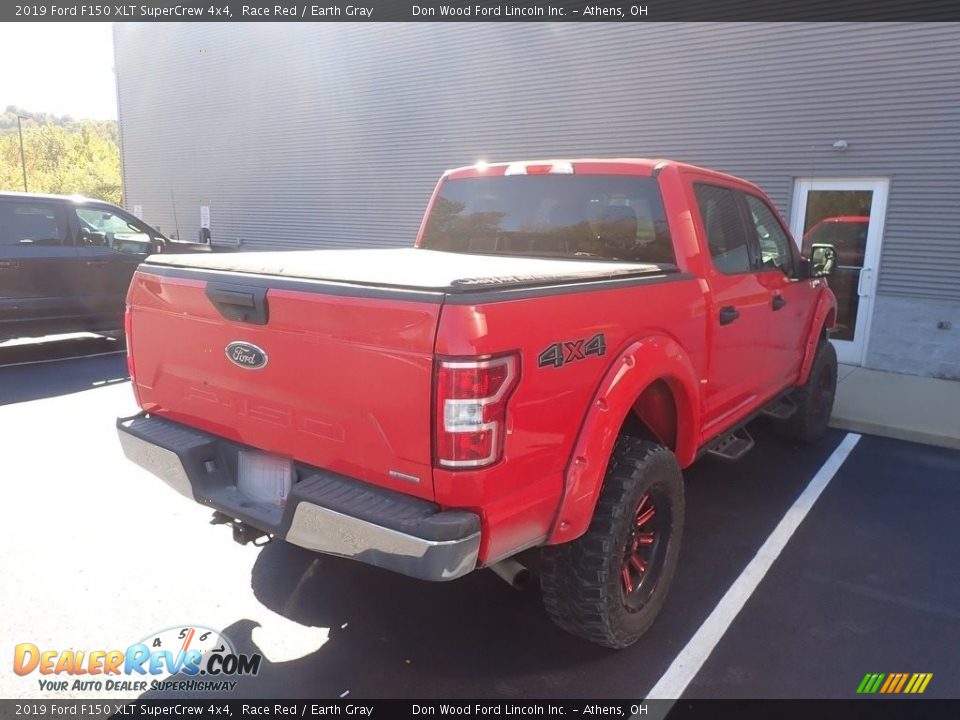 2019 Ford F150 XLT SuperCrew 4x4 Race Red / Earth Gray Photo #10