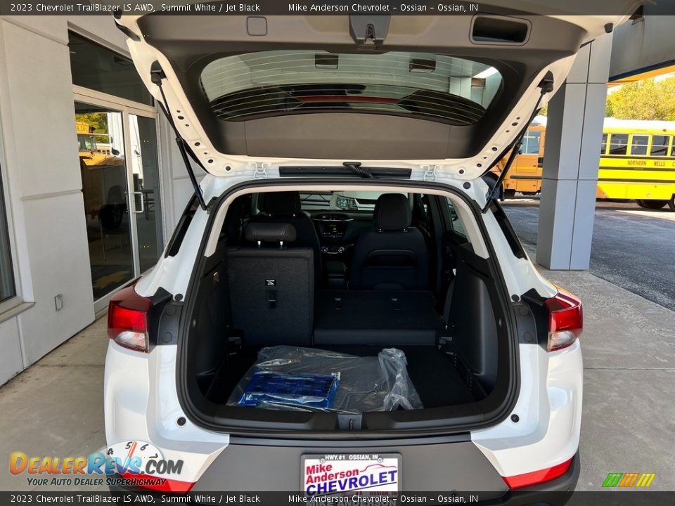 2023 Chevrolet TrailBlazer LS AWD Summit White / Jet Black Photo #9