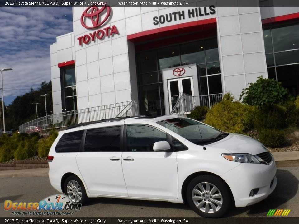 2013 Toyota Sienna XLE AWD Super White / Light Gray Photo #2