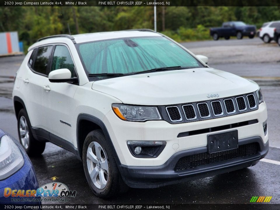 2020 Jeep Compass Latitude 4x4 White / Black Photo #4