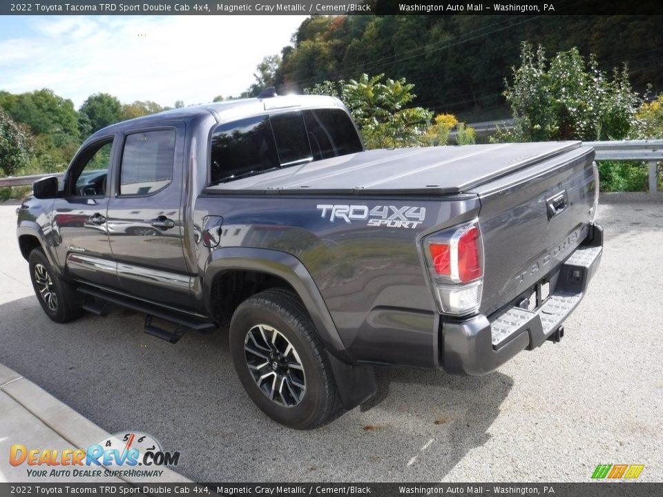 2022 Toyota Tacoma TRD Sport Double Cab 4x4 Magnetic Gray Metallic / Cement/Black Photo #17