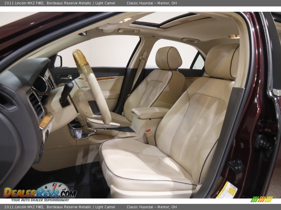 2011 Lincoln MKZ FWD Bordeaux Reserve Metallic / Light Camel Photo #6