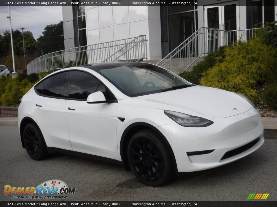Front 3/4 View of 2021 Tesla Model Y Long Range AWD Photo #1