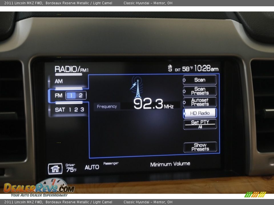 2011 Lincoln MKZ FWD Bordeaux Reserve Metallic / Light Camel Photo #15