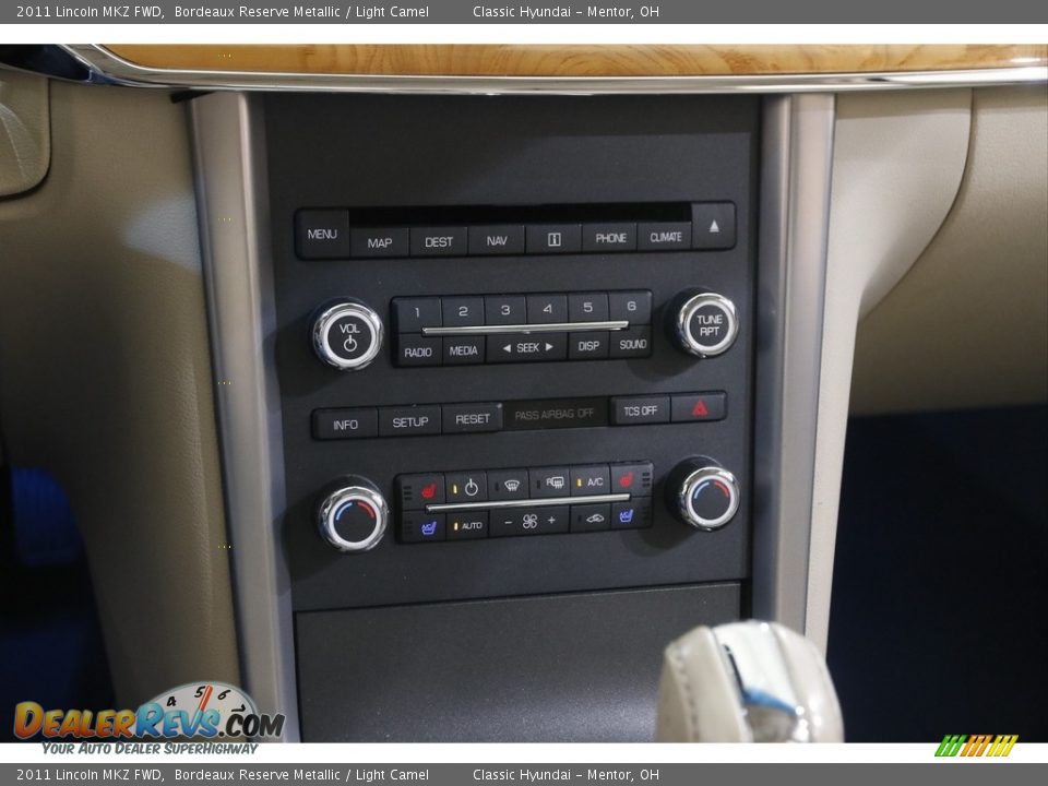 2011 Lincoln MKZ FWD Bordeaux Reserve Metallic / Light Camel Photo #17