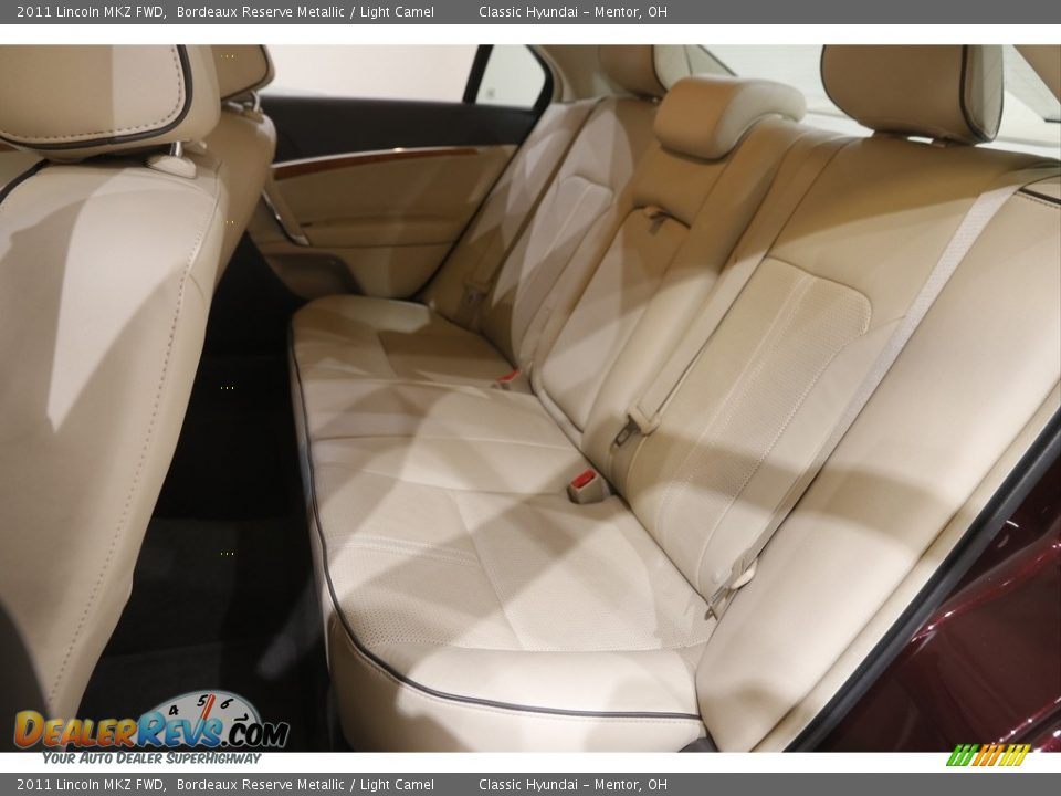 2011 Lincoln MKZ FWD Bordeaux Reserve Metallic / Light Camel Photo #22