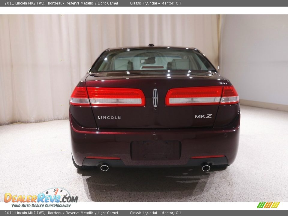 2011 Lincoln MKZ FWD Bordeaux Reserve Metallic / Light Camel Photo #23