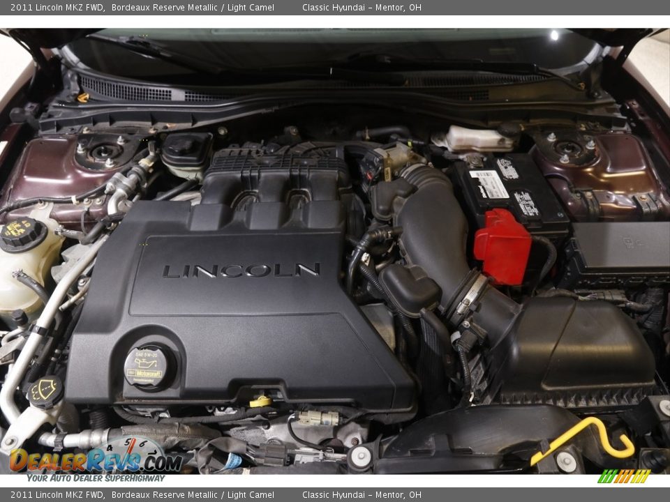 2011 Lincoln MKZ FWD Bordeaux Reserve Metallic / Light Camel Photo #24