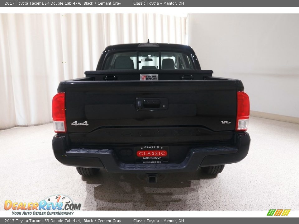 2017 Toyota Tacoma SR Double Cab 4x4 Black / Cement Gray Photo #18