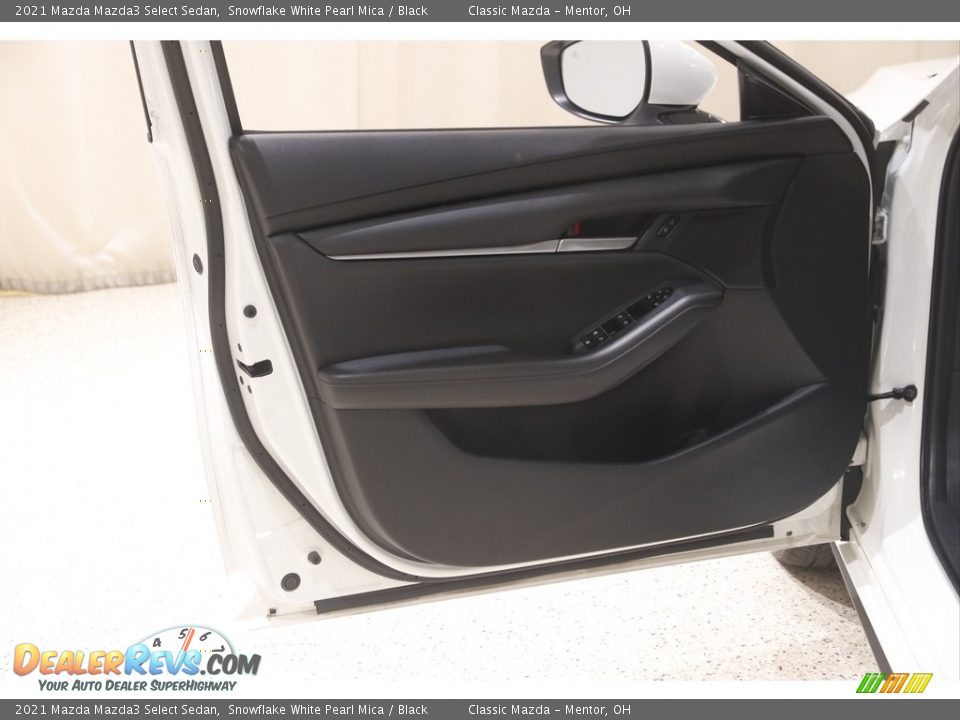 2021 Mazda Mazda3 Select Sedan Snowflake White Pearl Mica / Black Photo #4