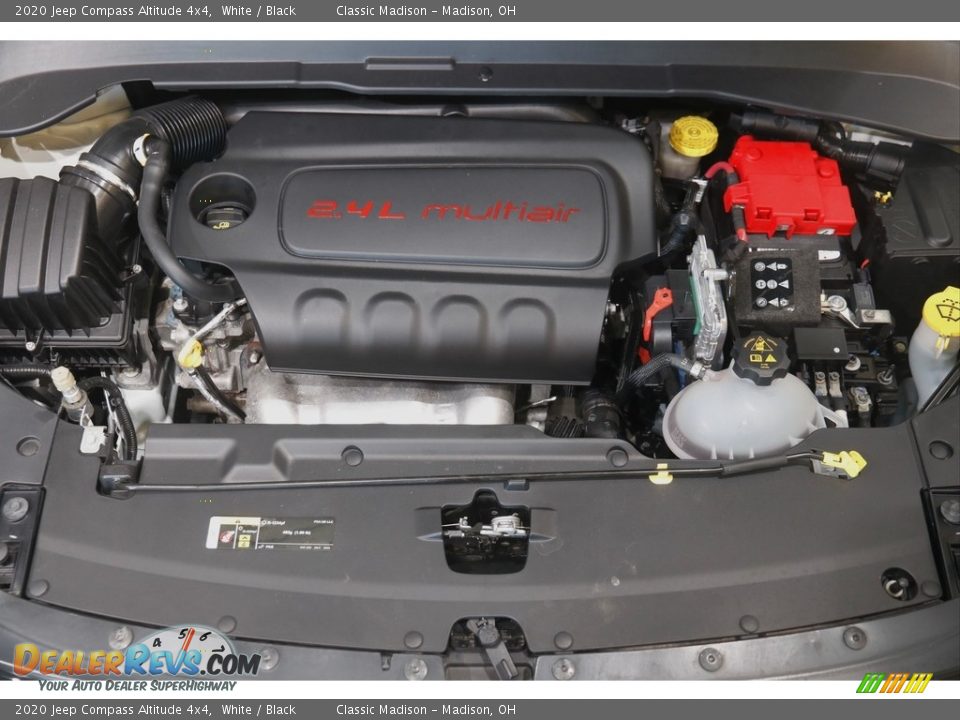 2020 Jeep Compass Altitude 4x4 White / Black Photo #21