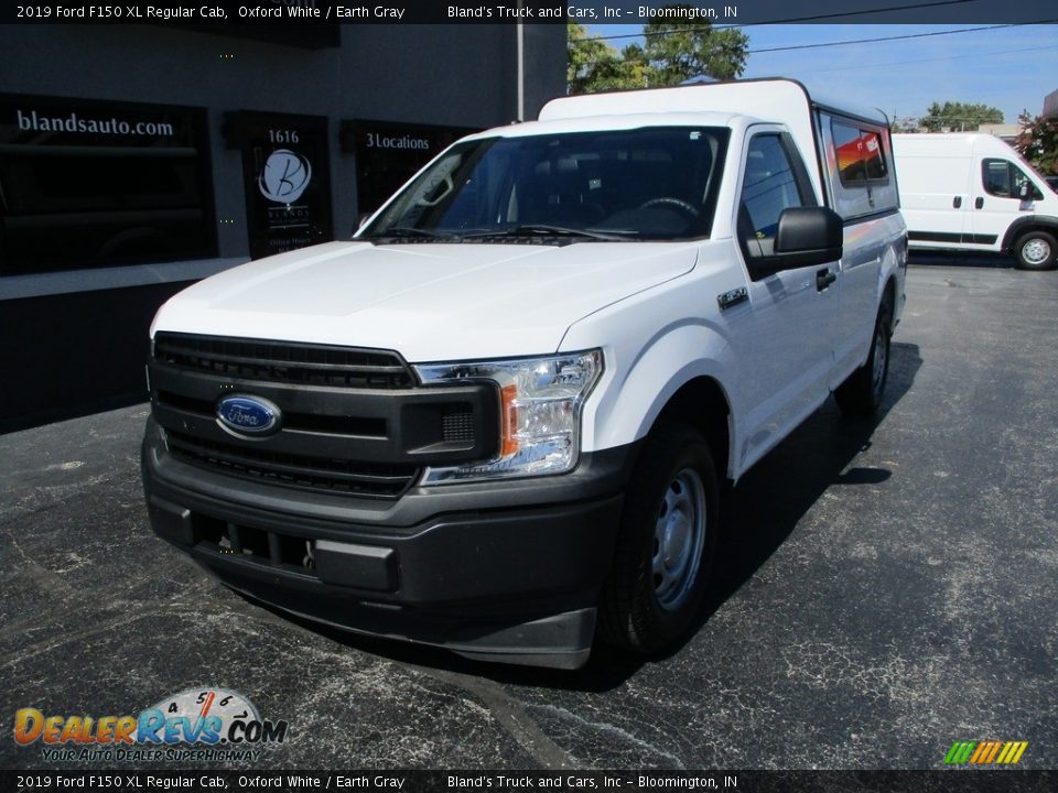 2019 Ford F150 XL Regular Cab Oxford White / Earth Gray Photo #2