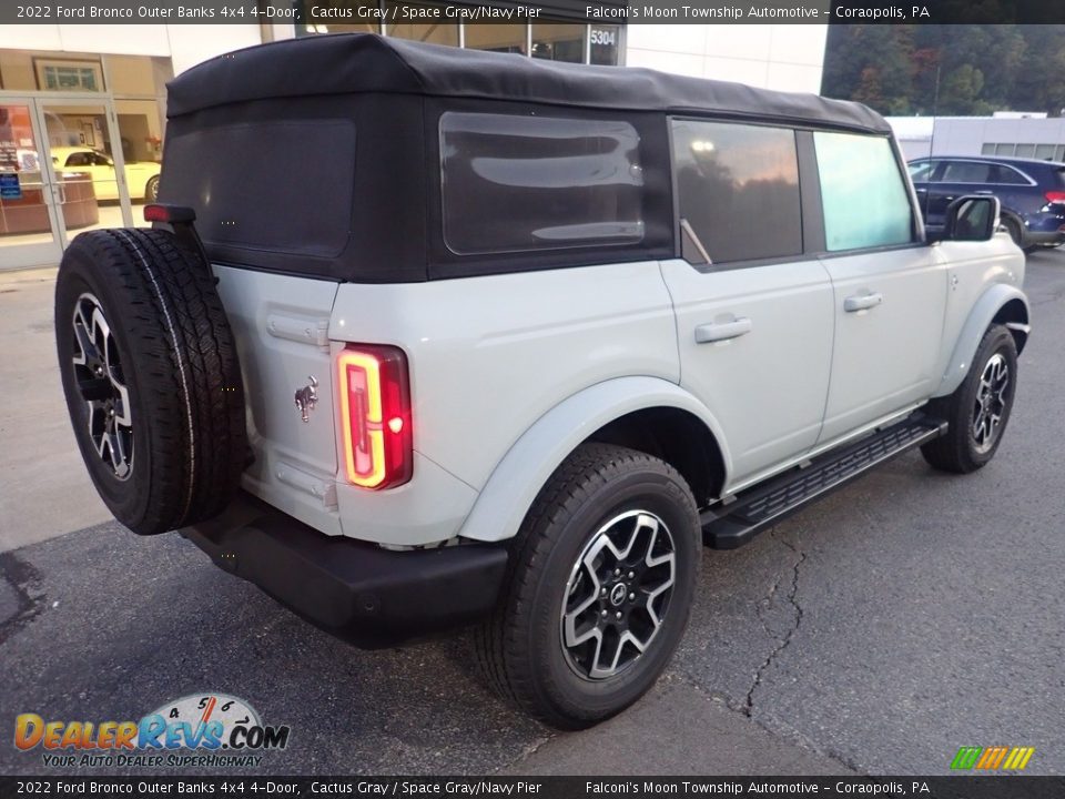 2022 Ford Bronco Outer Banks 4x4 4-Door Cactus Gray / Space Gray/Navy Pier Photo #2