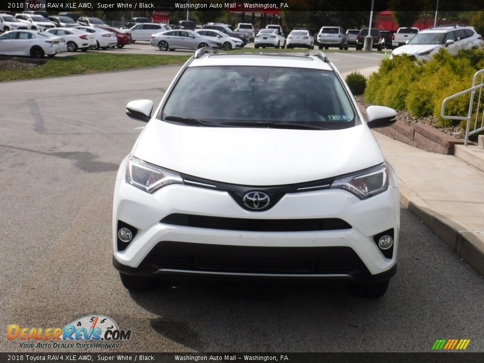 2018 Toyota RAV4 XLE AWD Super White / Black Photo #12