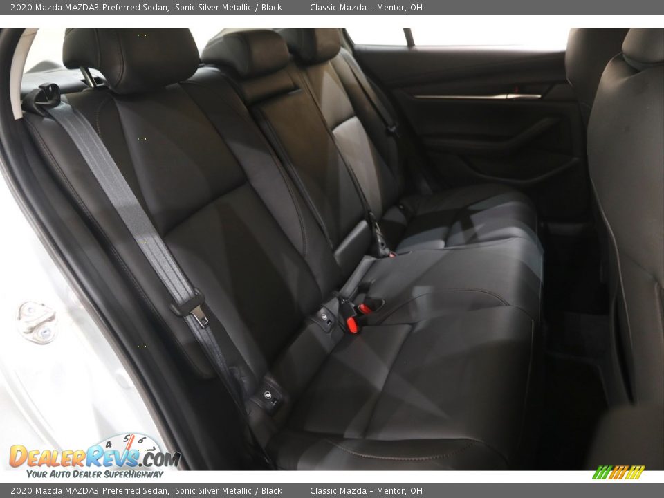 2020 Mazda MAZDA3 Preferred Sedan Sonic Silver Metallic / Black Photo #16