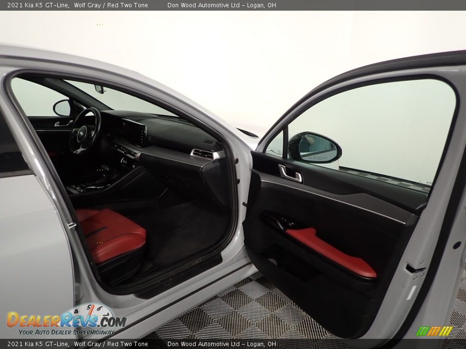 2021 Kia K5 GT-Line Wolf Gray / Red Two Tone Photo #28