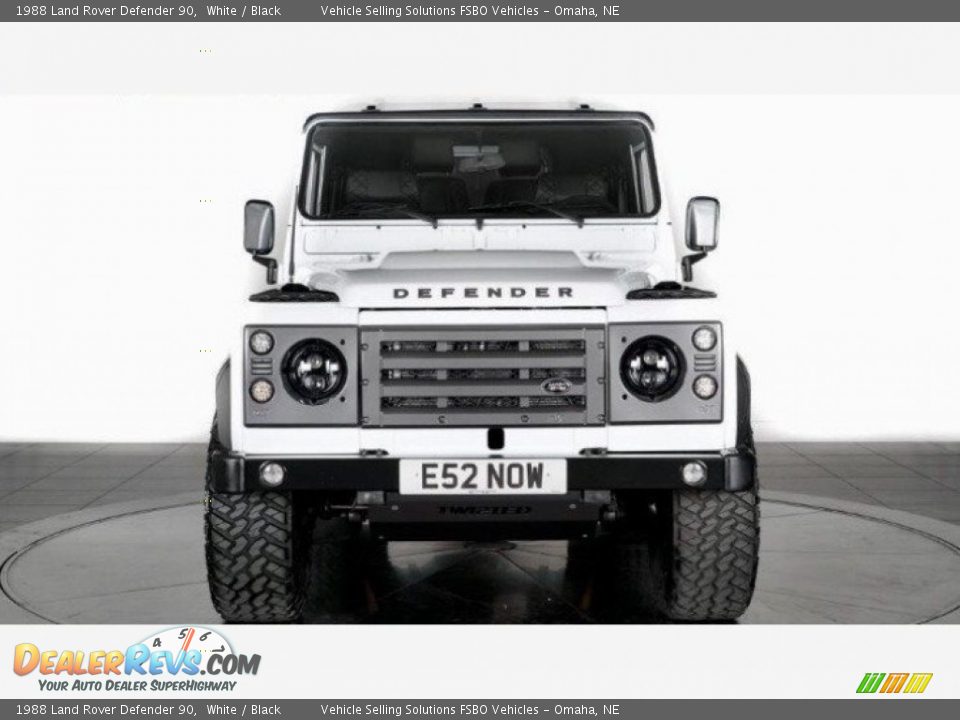 1988 Land Rover Defender 90 White / Black Photo #1