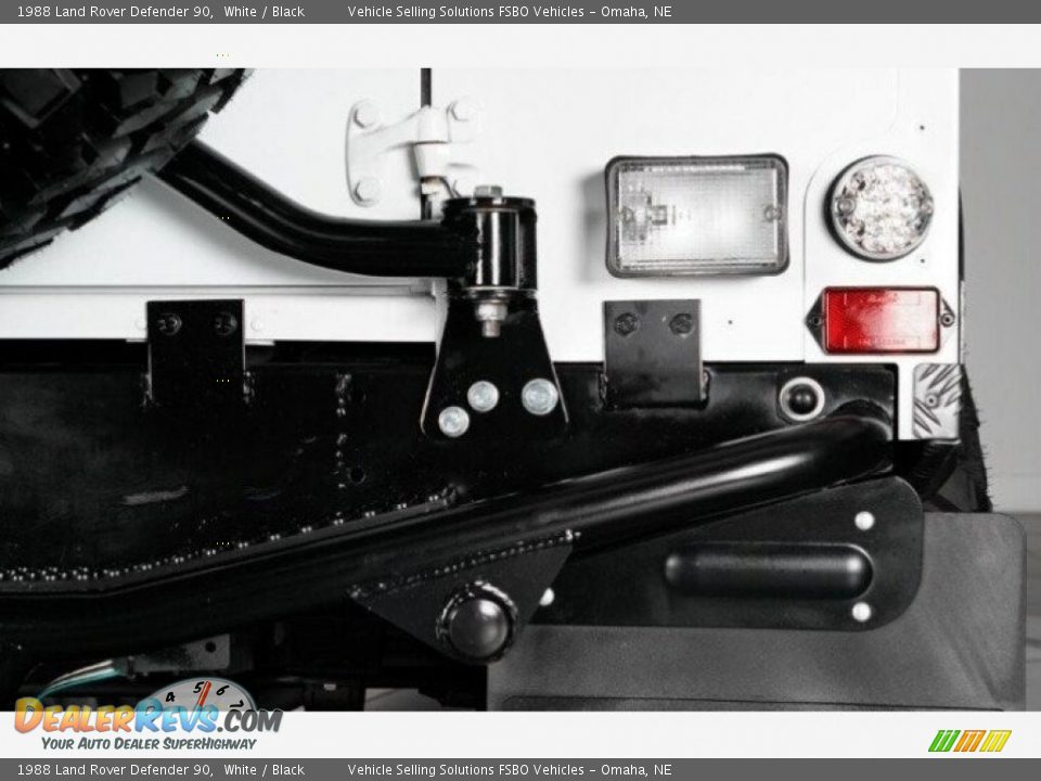 1988 Land Rover Defender 90 White / Black Photo #6