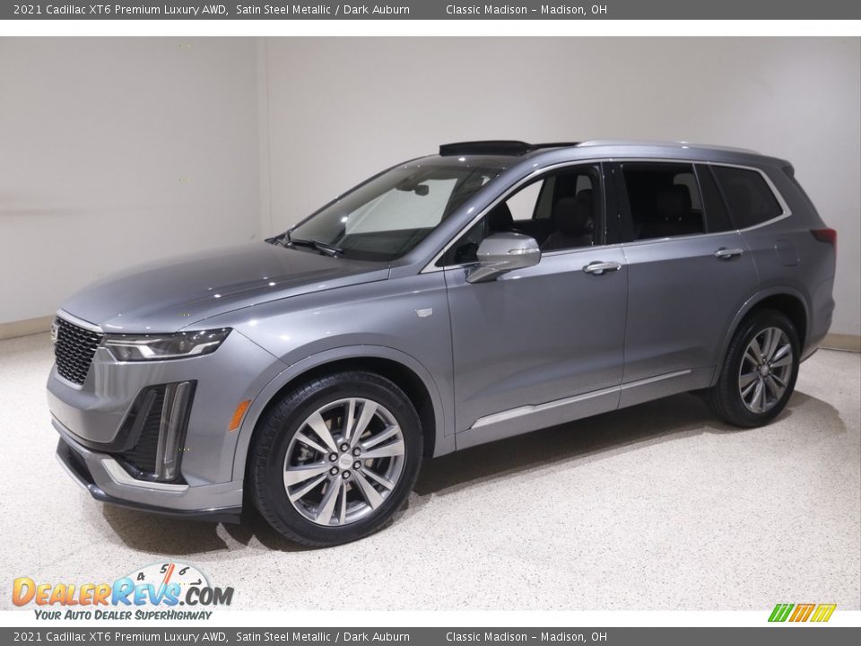 Front 3/4 View of 2021 Cadillac XT6 Premium Luxury AWD Photo #3