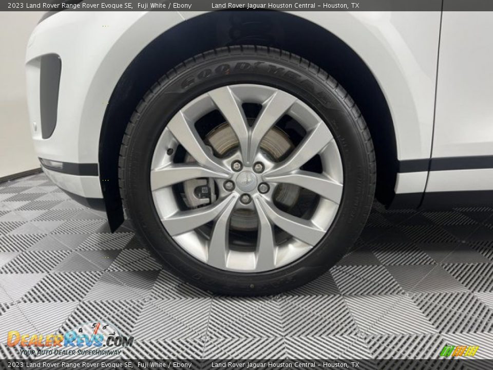 2023 Land Rover Range Rover Evoque SE Wheel Photo #9